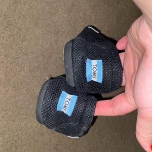 TOMS shoes